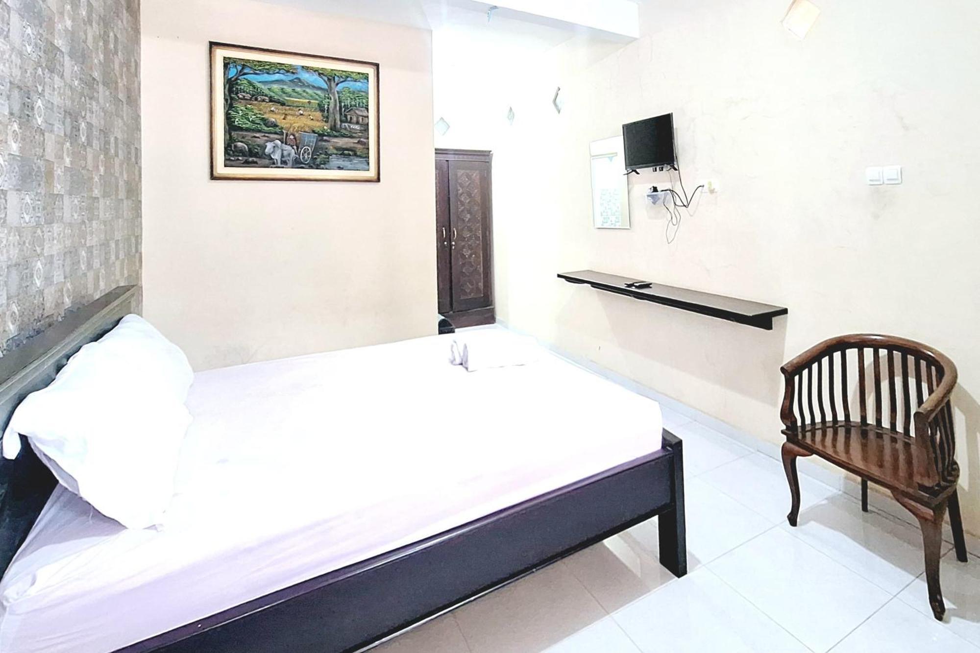 Villa Bukit Bunga Syariah Redpartner Pacet Mojokerto Kültér fotó